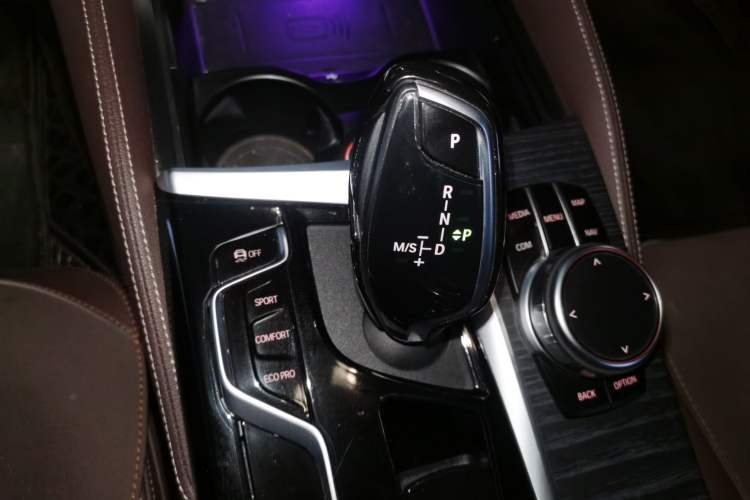 Used BMW 5 Series 2022 Second Facelift 530Li Leading Edition M Sport Package
