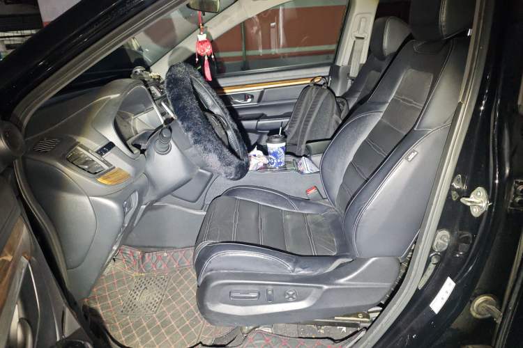 Used Honda CR-V 2019 240TURBO CVT 2WD Fashion Edition China V Left Front Seat