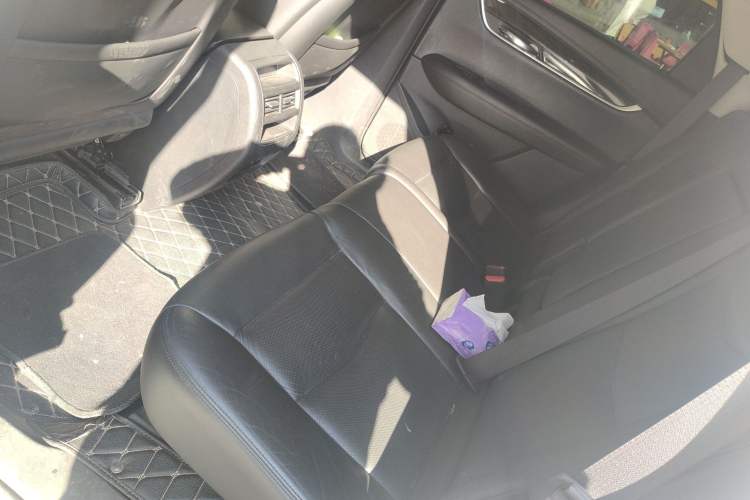 Used Cadillac XT5 2016 25T Luxury Model