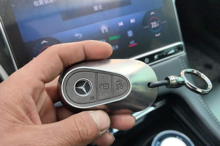 Used Mercedes-Benz C-Class 2025 C 260 L Sport Edition Vehicle Key