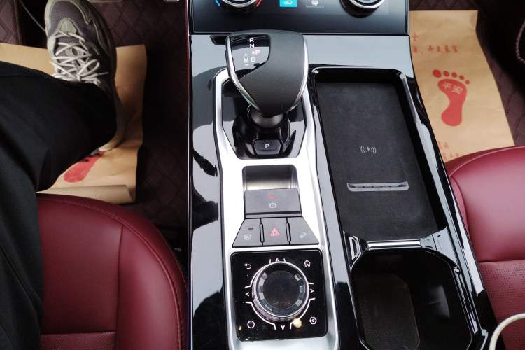 Used JETOUR X70 PRO 2023 1.6T DCT Enjoy MAX 5-seater