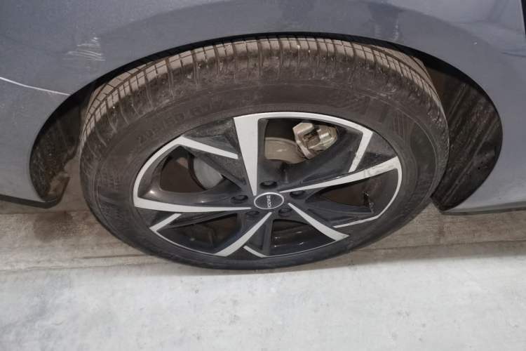 Used Roewe i5 2023 1.5L CVT Luxury Edition Exterior 5