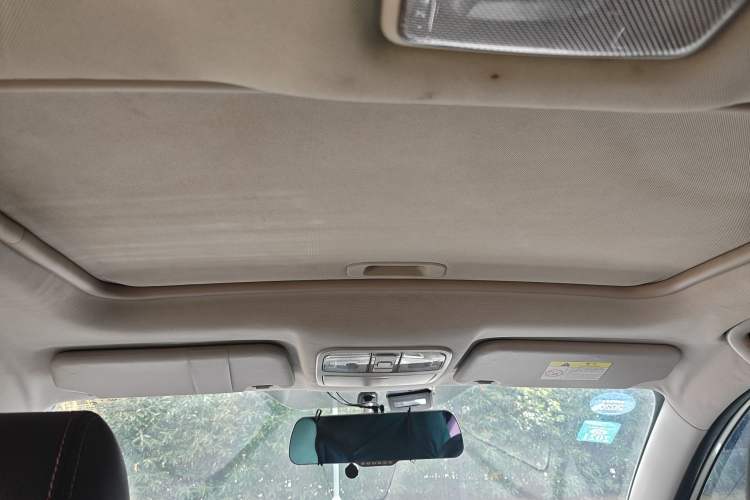 Used CHANGAN CS35 2015 1.6L Automatic Luxury Model China V Standard Headliner