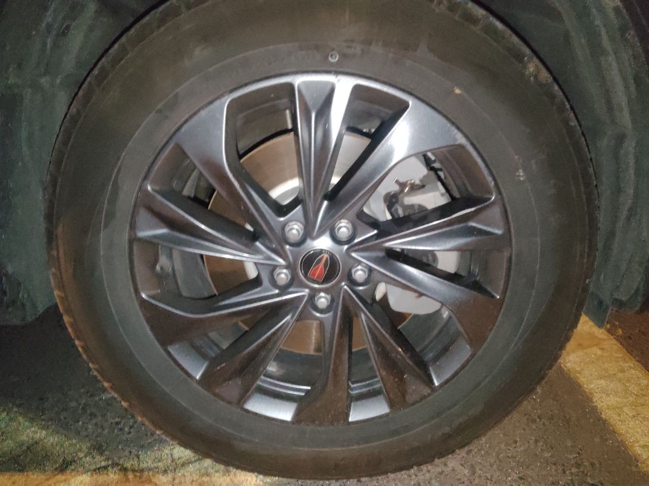 Hongqi HS5 2025 2.0T Two-Wheel Drive Flagship Pro Edition - Chinese Trim Xiang — снимка 8