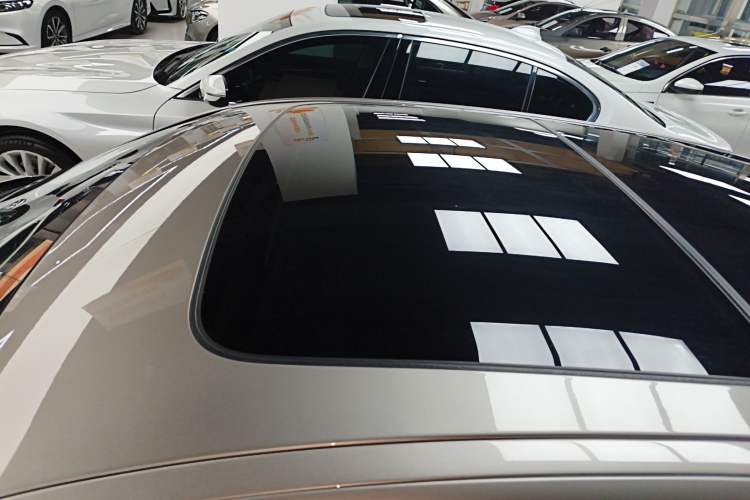 Used BMW 5 Series New Energy 2020 Mileage Upgrade Version 530Le Luxury Package
