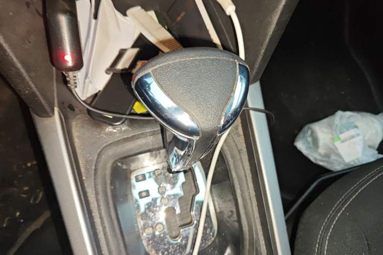 Used Citroen Elysee 2017 1.6L Automatic Fashion Model Gear Lever