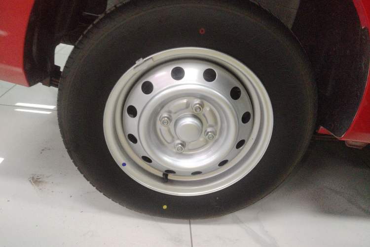 Used Wuling Hongguang V 2022 1.5L Jingqu Edition Electric-Assist LAR Exterior 5