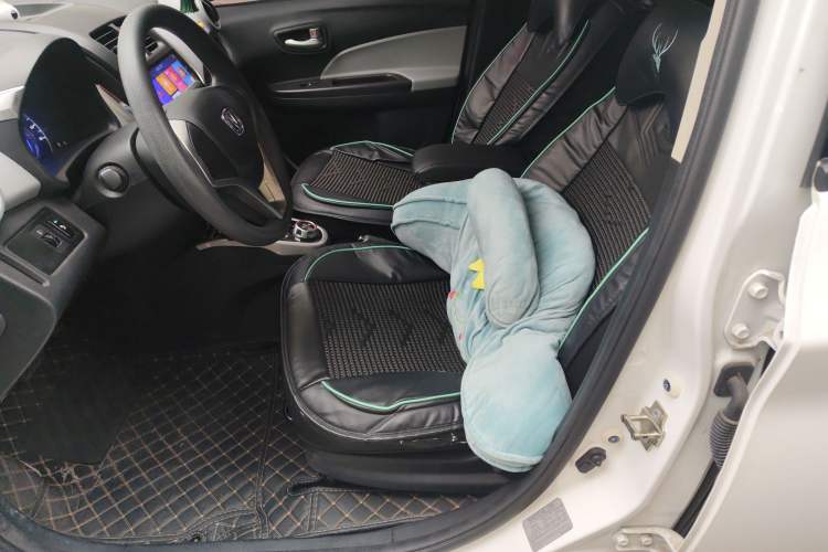 Used CHANGAN OSHAN Benni E-Star 2021 National Edition Xin Yue Version Lithium Iron Phosphate (31.86 kWh)
