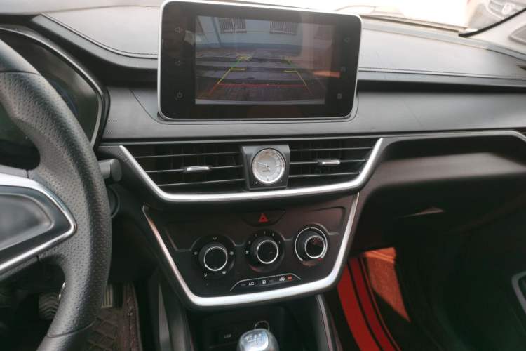 Used Wuling Hongguang S3 2018 1.5L Manual Comfort Model China V Standard