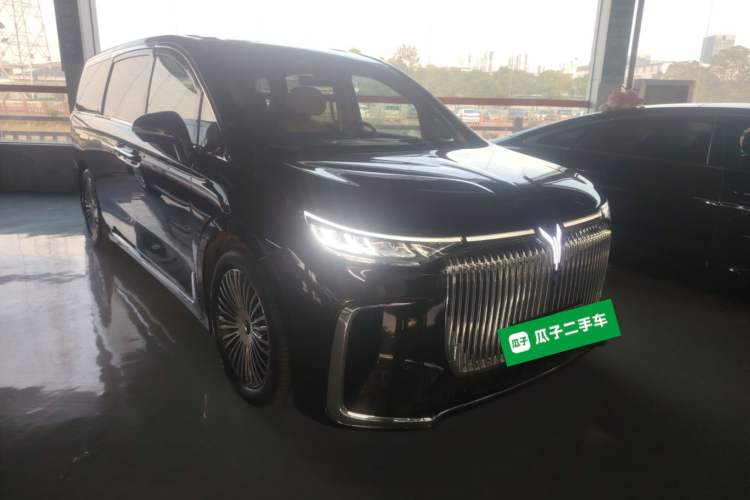 Used VOYAH Dream 2025 PHEV Four-Wheel-Drive Flagship Kunpeng Edition
