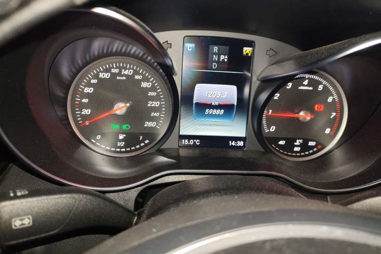 Used Mercedes-Benz C-Class 2017 Facelift C 200 L Sport Edition