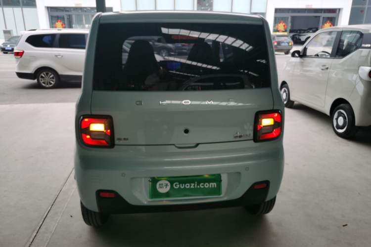 Used Geely Galaxy Panda 2024 Panda Mini 200km Endurance Bear