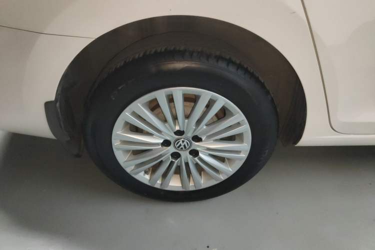 Used Volkswagen Santana 2018 1.5L Automatic Comfort Edition Exterior 5