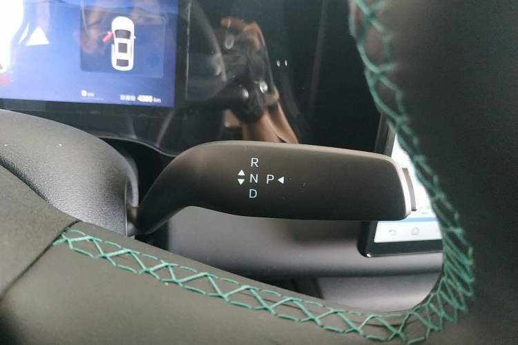 Used BYD Seal 06 New Energy 2025 EV 545KM Premium Edition Gear Lever