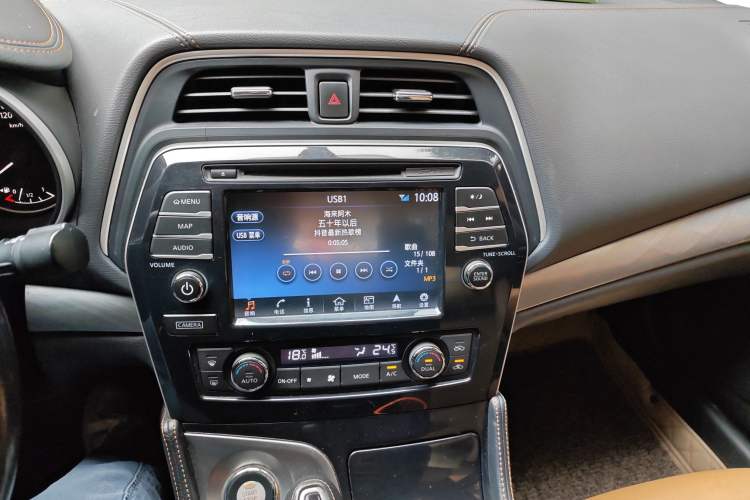 Used Nissan Maxima 2016 2.5L XL Luxury Edition Audio And AC Panel