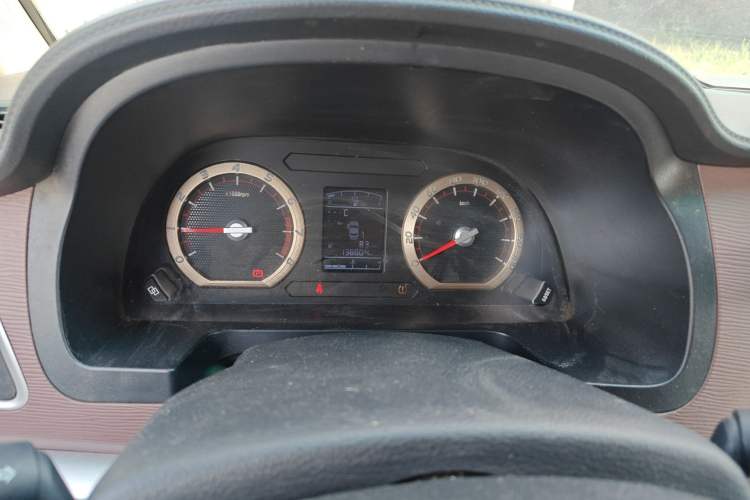 Used FORTHING Lingzhi 2019 M5L 1.6L 7-Seater Standard Model China VI
