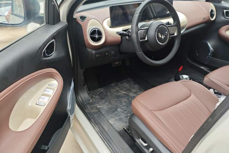 Used Wuling Bingo 2024 410 km Lingxi Deluxe Edition