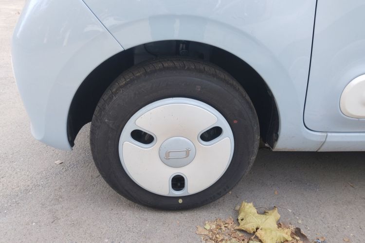 Used Bestune Pony 2026 222km Colorful Horse Left Front Wheel Hub