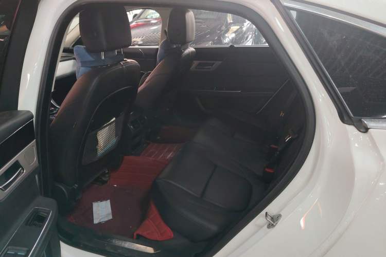 Used Jaguar XFL 2019 XFL 2.0T 200PS Two-Wheel-Drive Luxury Edition
