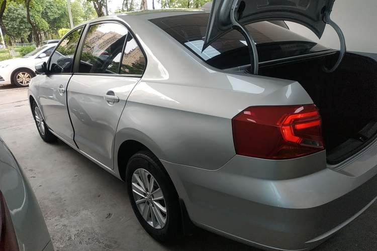 Used Volkswagen Jetta 2017 1.5L Automatic Fashion Model