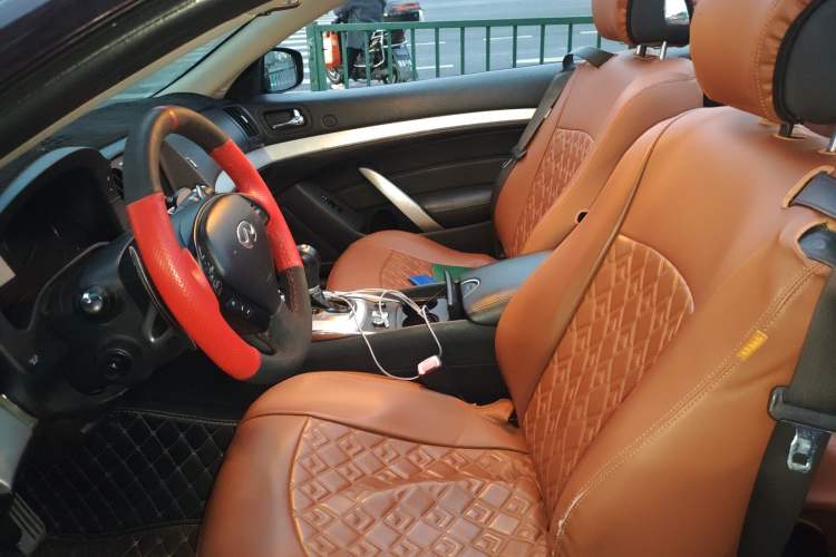 Used Infiniti G Series 2010 G37 Coupe Convertible Alloy Edition Left Front Seat