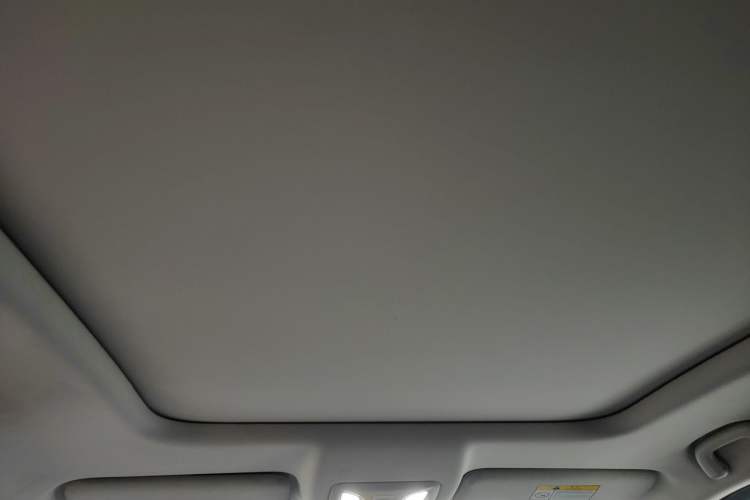 Used CHANGAN UNI-K 2021 2.0T All-Wheel Drive Prestige Version Headliner