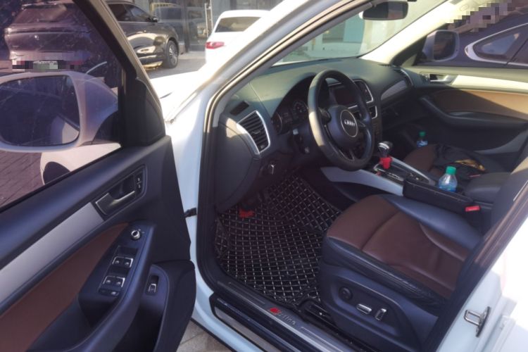 Used Audi Q5 2017 40 TFSI Ambition Edition Driver Seat