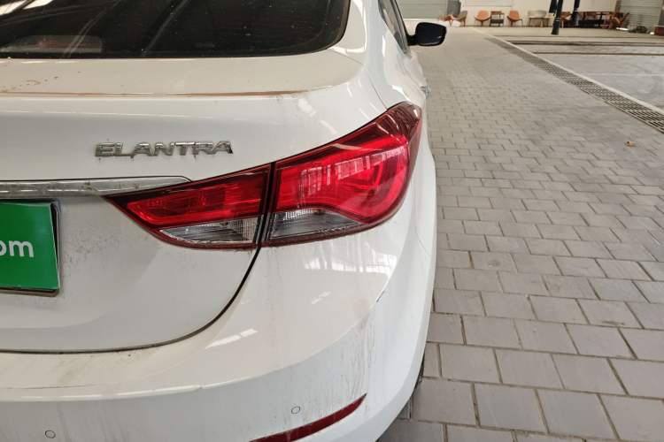Used Hyundai Elantra (5th Generation / Langdong) 2016 1.6L Automatic Prestige Model
