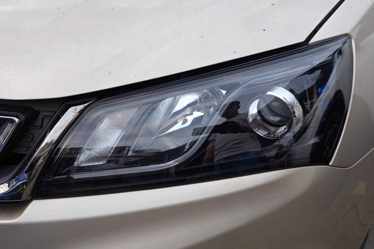 Used Geely Auto Emgrand 2017 Sedan Million Edition 1.5L Manual Luxury Model