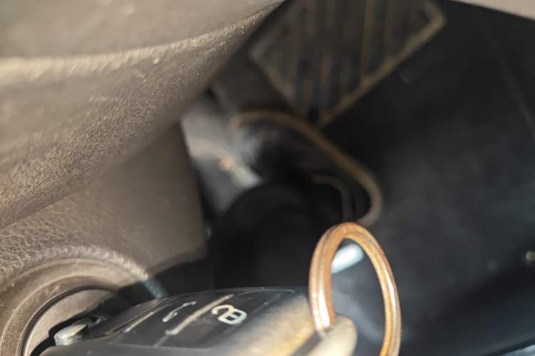 Used Volkswagen Polo 2013 1.6L Automatic Comfort Edition Vehicle Key