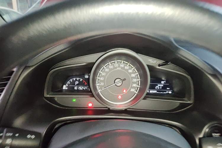 Used Mazda Mazda 3 Axela 2017 Sedan 1.5L Automatic Luxury Model Emission Standard China V