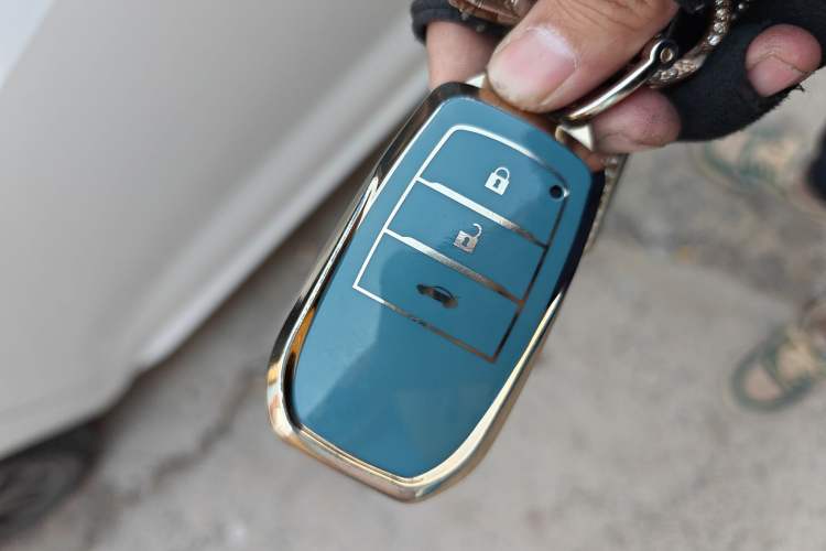 Used Toyota Levin 2024 Smart Electric Hybrid Dual-Engine 1.8L Leading Edition