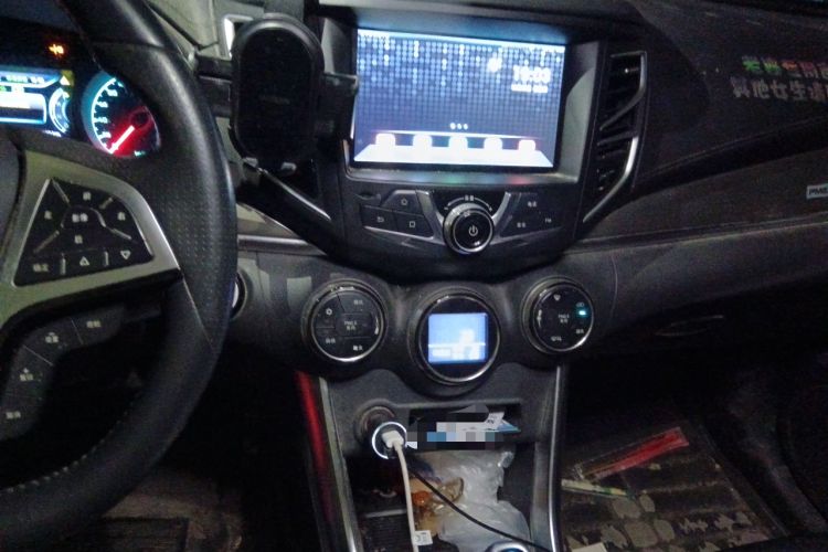 Used BYD Song New Energy 2017 Song EV300 Prestige Model Audio And AC Panel