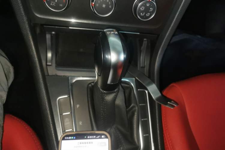 Used Volkswagen Golf 2020 200TSI DSG Comfortable and Ambitious Edition
