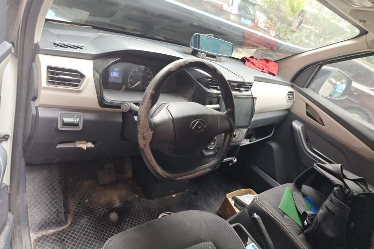 Used SAIC MAXUS EV30 2021 Pure Electric Smart Logistics Expert with Long Wheelbase—CATL