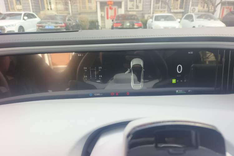 Used Avatr 11 2022 Long-Range Dual-Motor Luxury Edition 4 Seats
