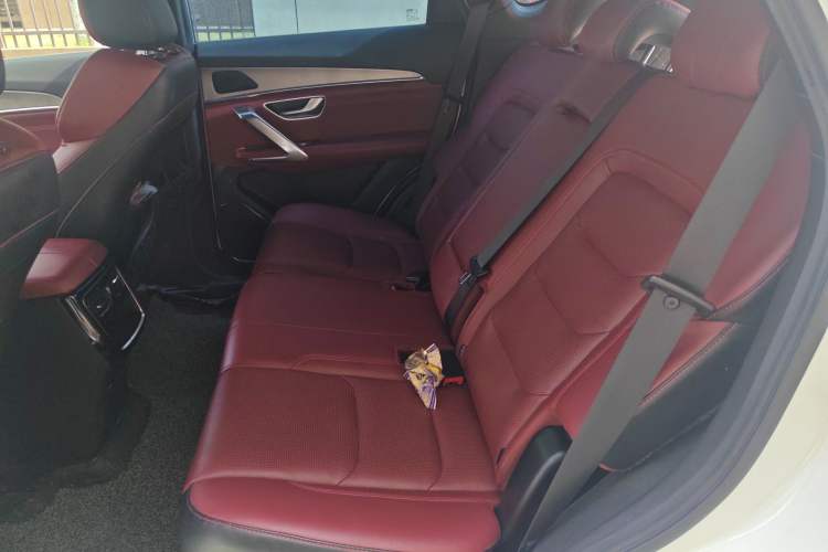 Used JETOUR X70 PLUS 2021 Zhuge 1.6T DCT Wuhou 7-Seater Left Rear Seat