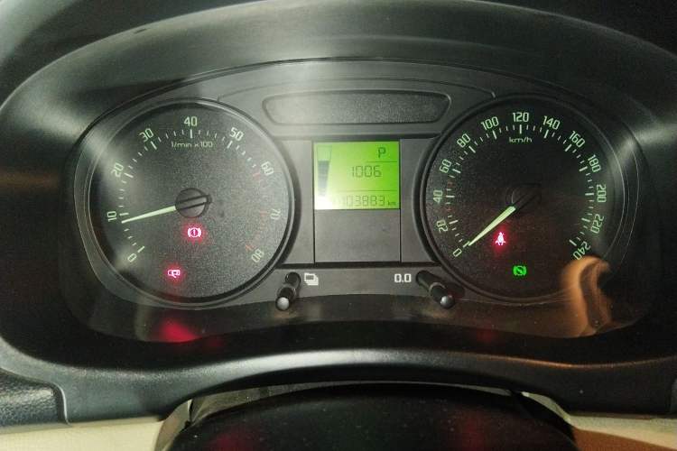 Used Skoda Fabia 2012 1.4L Automatic Crystal Edition
