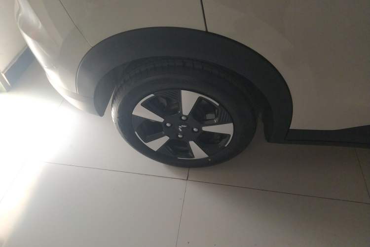 Used Wuling Bingo PLUS 2024 330 km Range Five-Seater Version