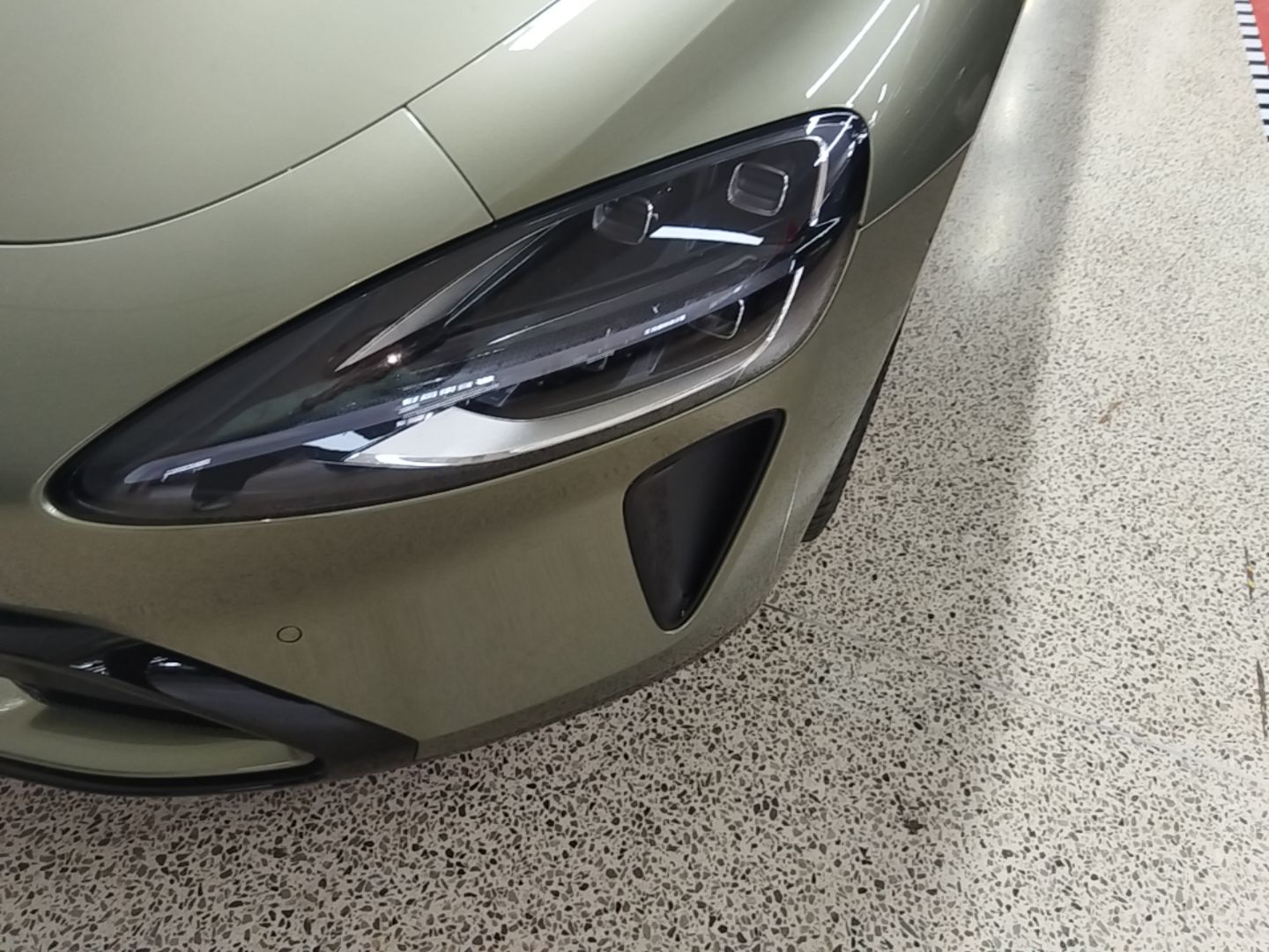 Xiaomi Auto SU7 2024 Rear-Drive Ultra-Long Range Advanced Pro-Level Intelligent Driving Version — снимка 8