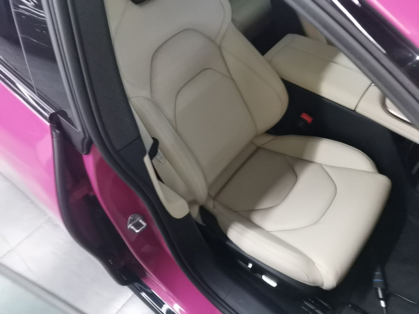 Xiaomi Auto SU7 2024 Rear-Drive Ultra-Long Range Advanced Pro-Level Intelligent Driving Version — снимка 19