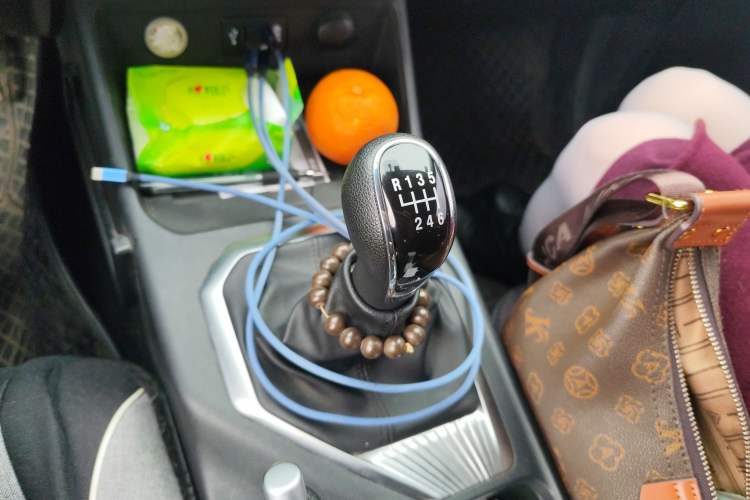 Used Great Wall King Kong Poer 2023 2.0T Manual Diesel Two-Wheel Drive Entrepreneurial Version with Long Flat Bed GW4D20M
