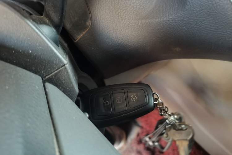 Used Ford Focus 2012 Hatchback 1.6L Automatic Fashion Edition