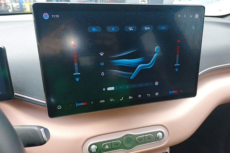 Used BYD Seagull 2025 Smart Drive Version 305 km Freedom Edition Audio And AC Panel