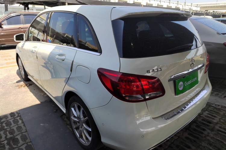 Used Mercedes-Benz B-Class 2015 B 200 Sport Edition
