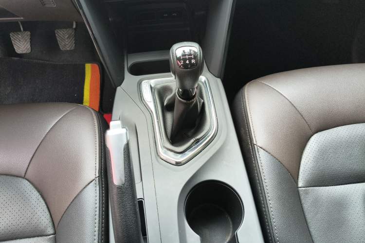 Used GAC Trumpchi GS4 2017 235T Manual Two-Wheel Drive Luxury Edition
