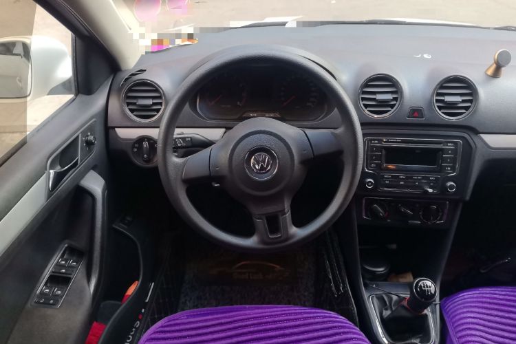 Used Volkswagen Jetta 2013 1.4L Manual Comfort Model
