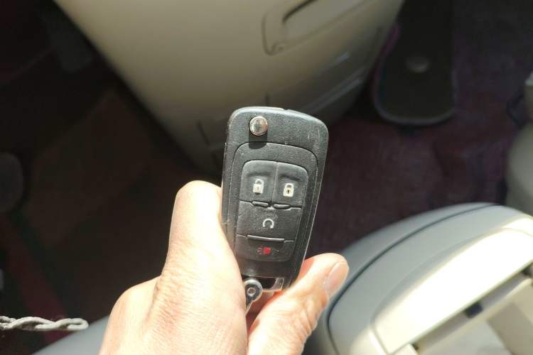 Used Buick GL8 2014 2.4L Executive Edition