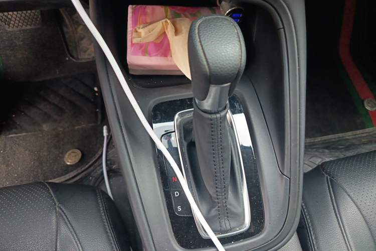 Used Honda XR-V 2024 1.5L CVT Thermal Edition Gear Lever