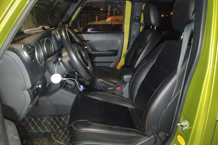 Used BAIC Off-Road BJ40 2016 40L 2.3T Automatic Two-Wheel Drive Prestige Edition Left Front Seat